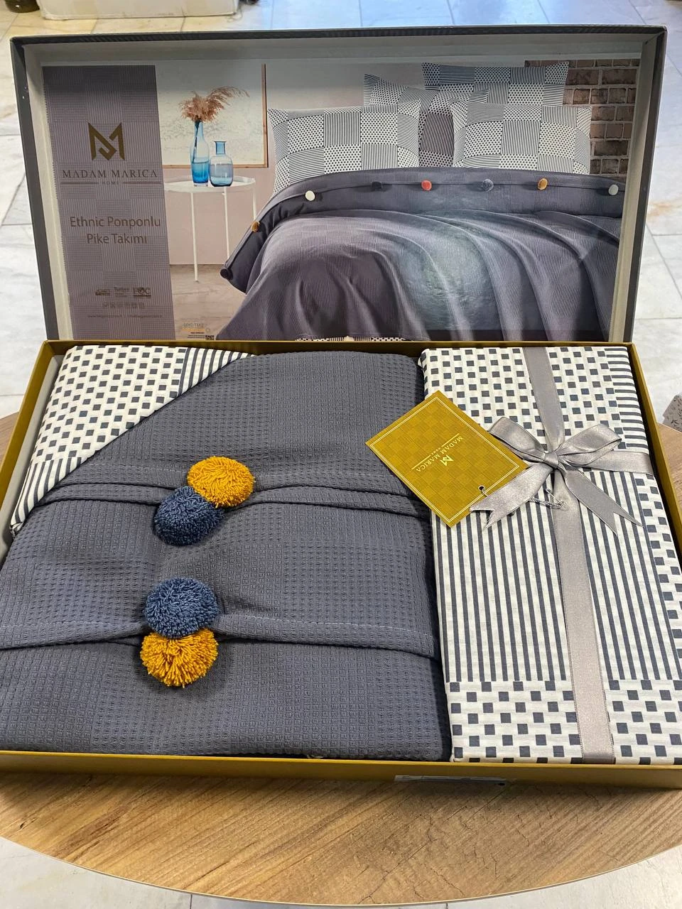 Tek Kişilik Ponponlu Pike Takımı - GRİ