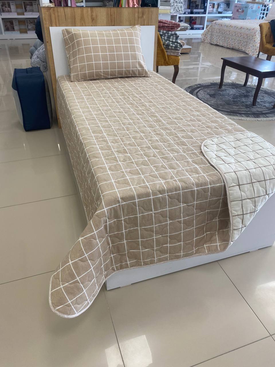 Tek Kişilik Kapitone Yatak Örtüsü Takımı - BEJ KREM KARE