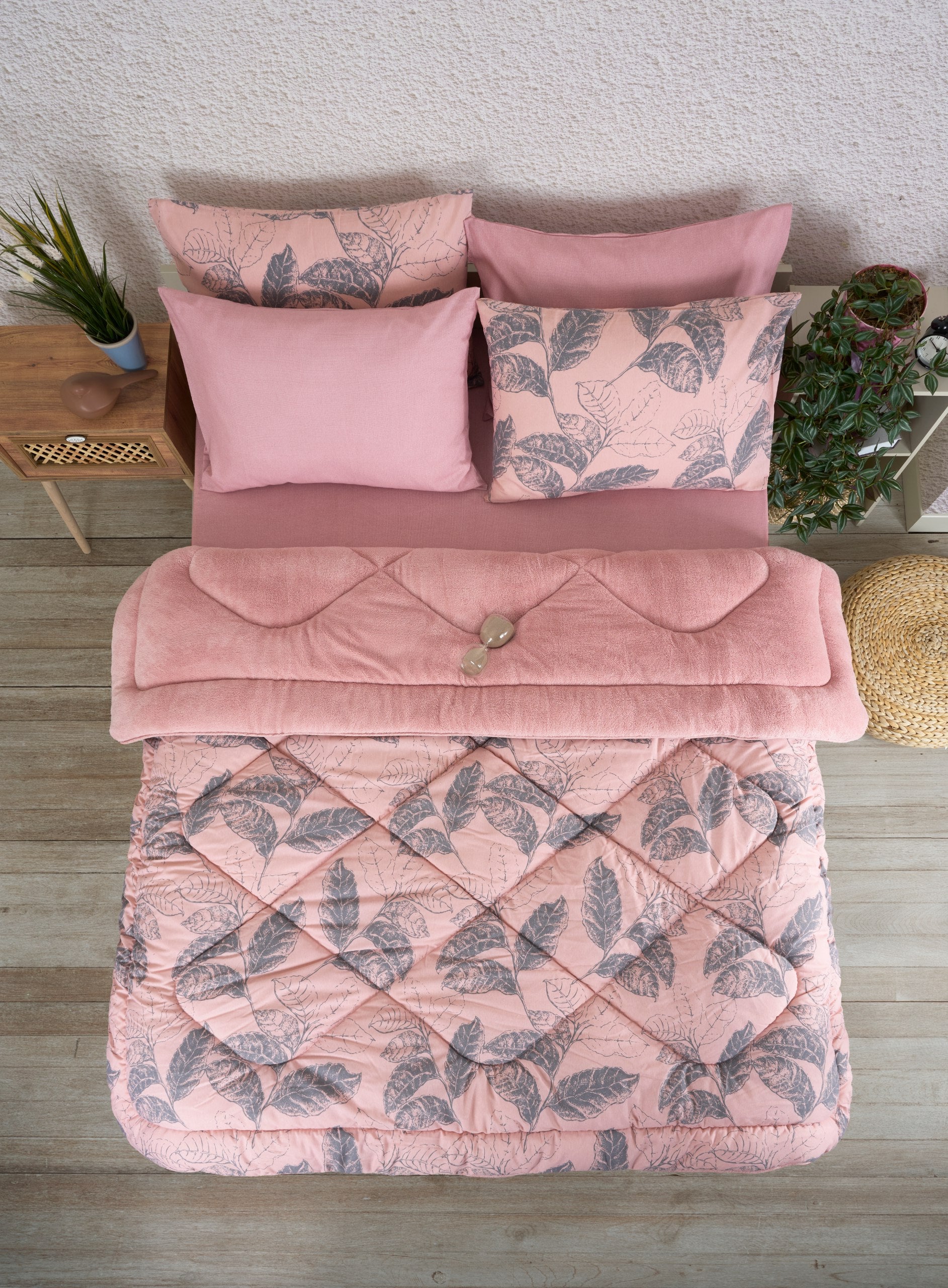 Çift Kişilik Welsoft Yorgan Seti - ARİNA PUDRA