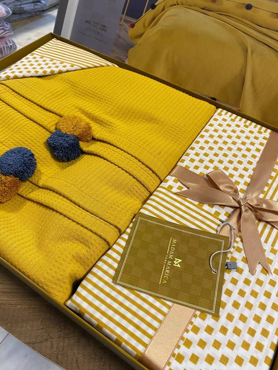 Tek Kişilik Ponponlu Pike Takımı - HARDAL