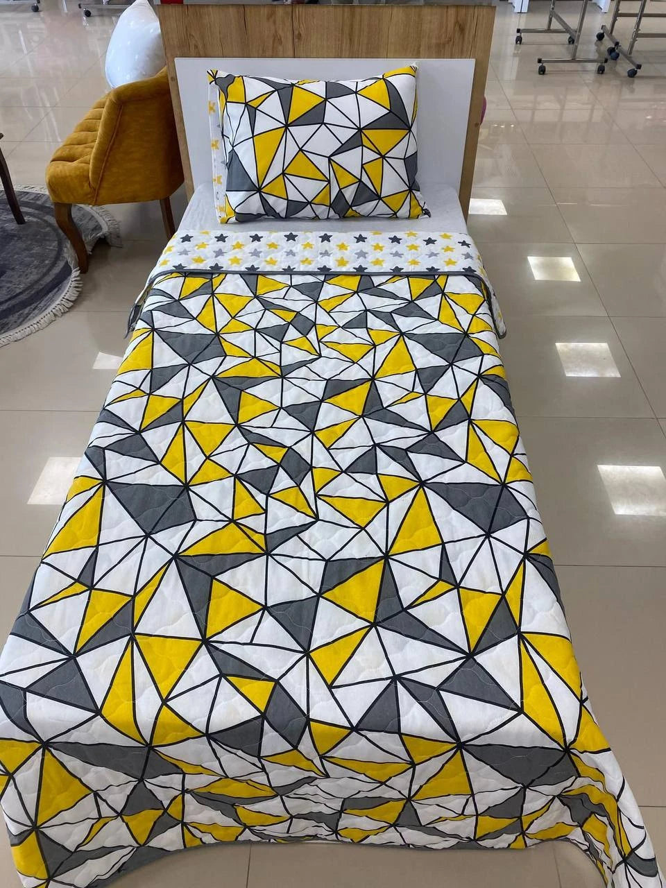 Tek Kişilik Kapitone Yatak Örtüsü Takımı - SARI YILDIZ