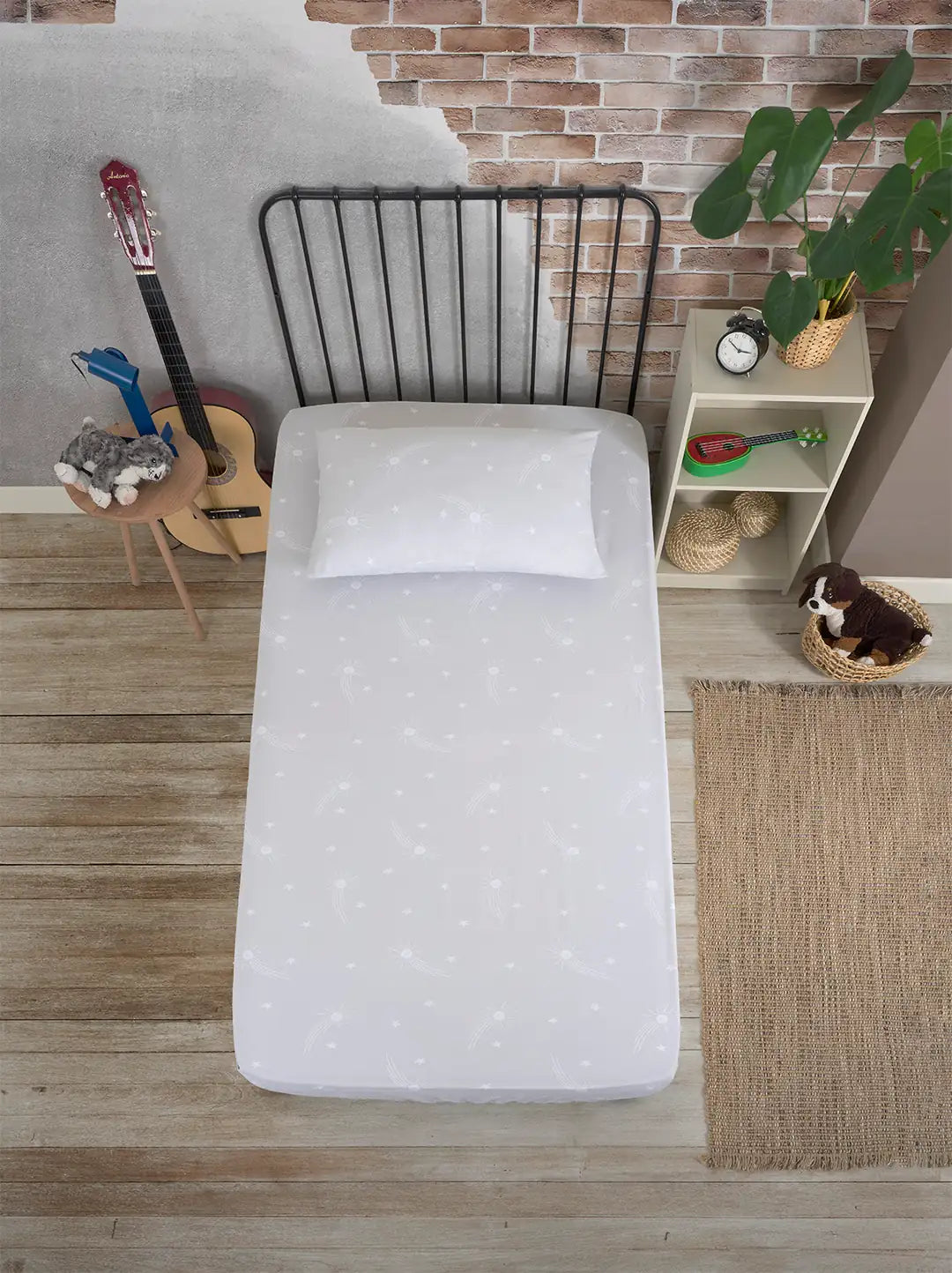 TEK KİŞİLİK LASTİKLİ ÇARŞAF SETİ - YILDIZ